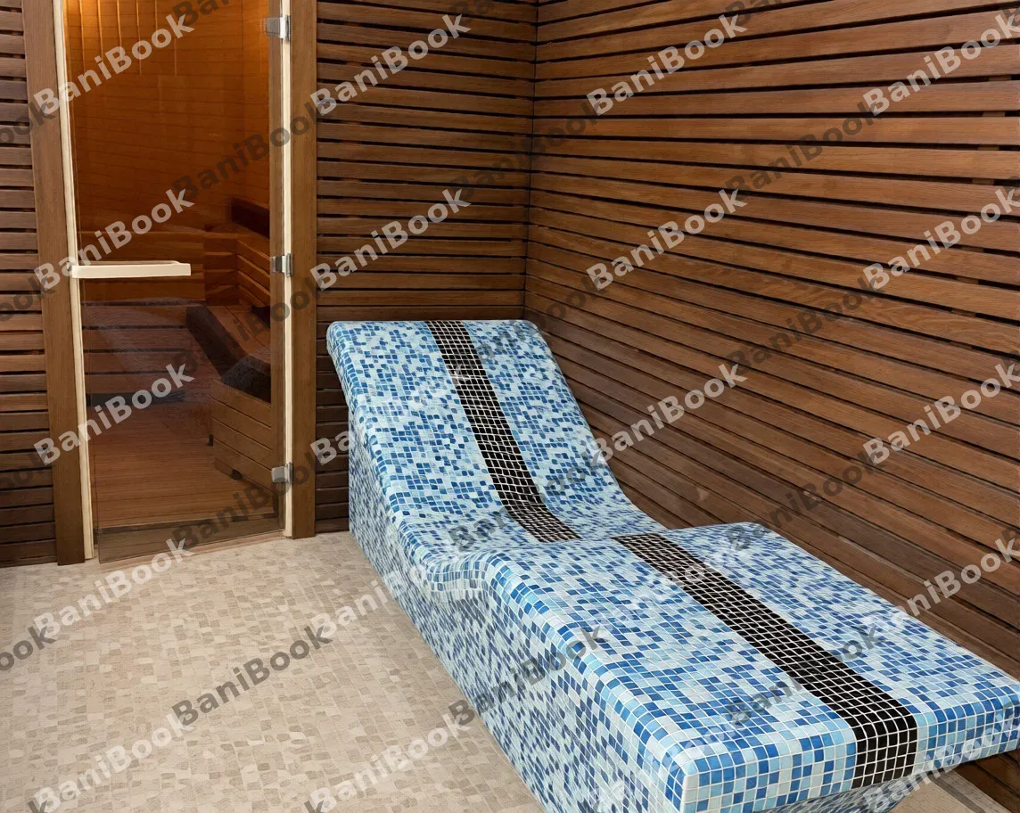 Пристань, баня