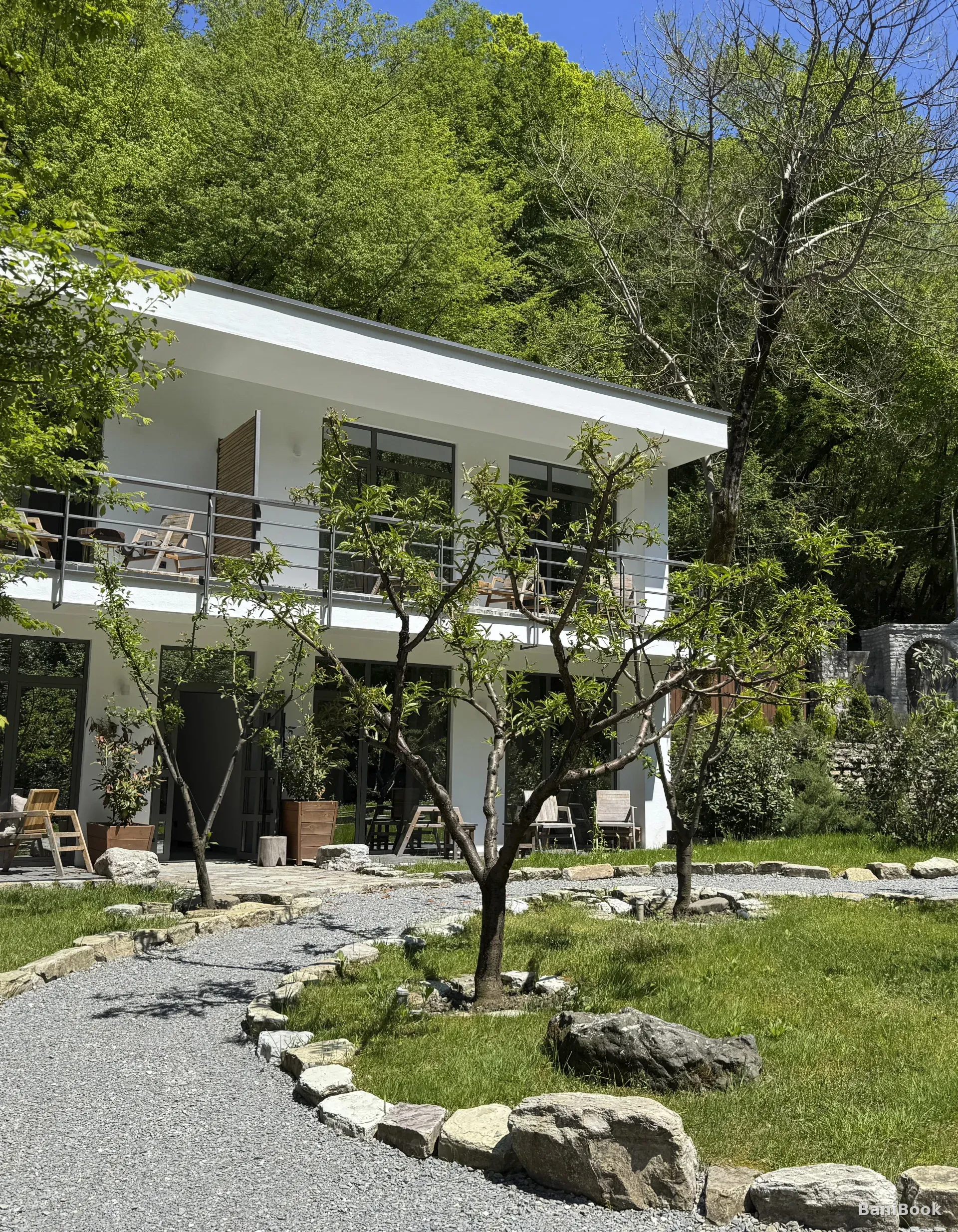 Soloh SPA Village