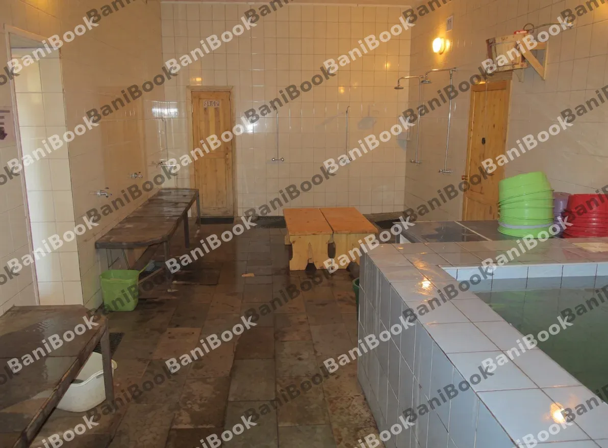 Первая общественная мужская баня